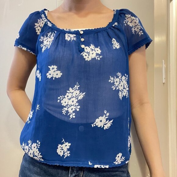 Abercrombie Blue Floral Blouse - XL Youth - Picture 4 of 9